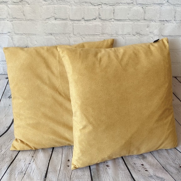 Soft Velvet Weft Cushion with Inserts 45x45 - Set of 2 - Yellow - Picture 1 of 3